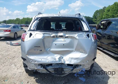2017 Toyota Rav4 Xle z USA, uszkodzony, nr VIN 2T3RFREV5HW656166
